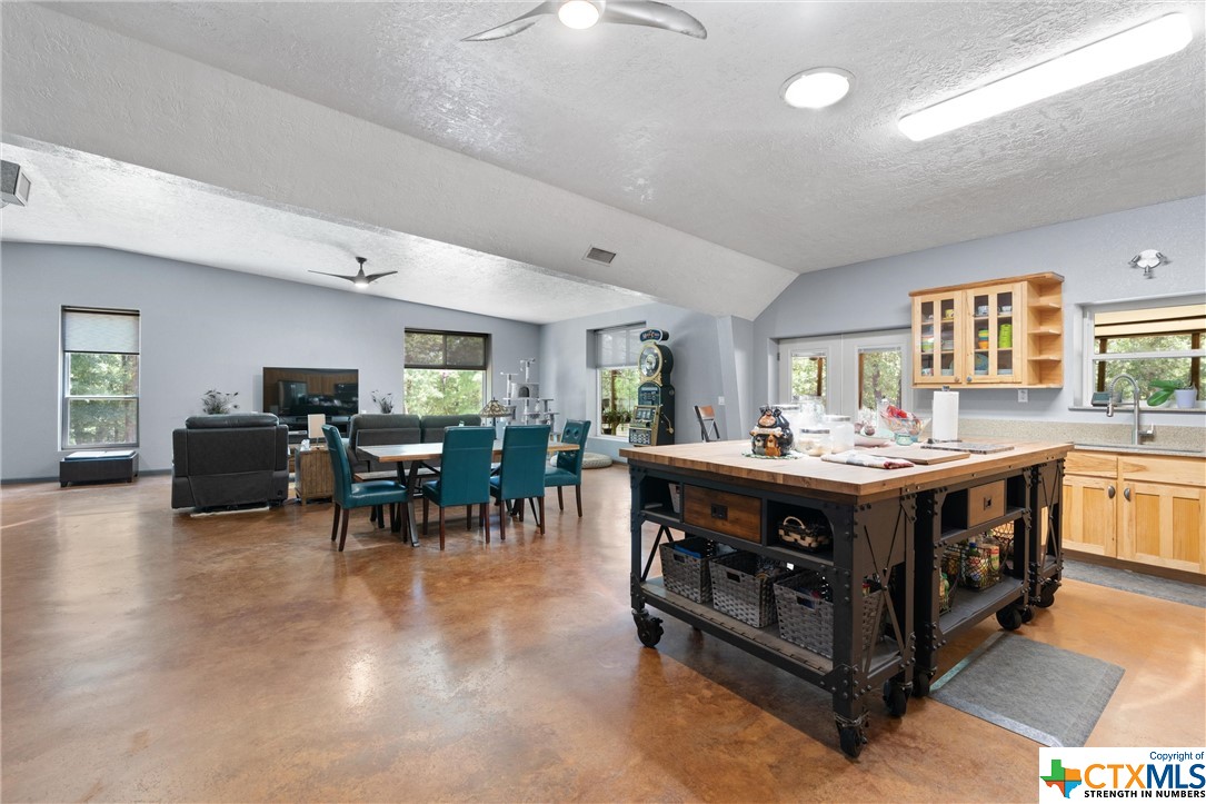 1182 Private Road 6030 Property Photo 15