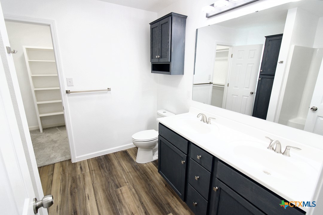 914 Dunn Street Property Photo 10