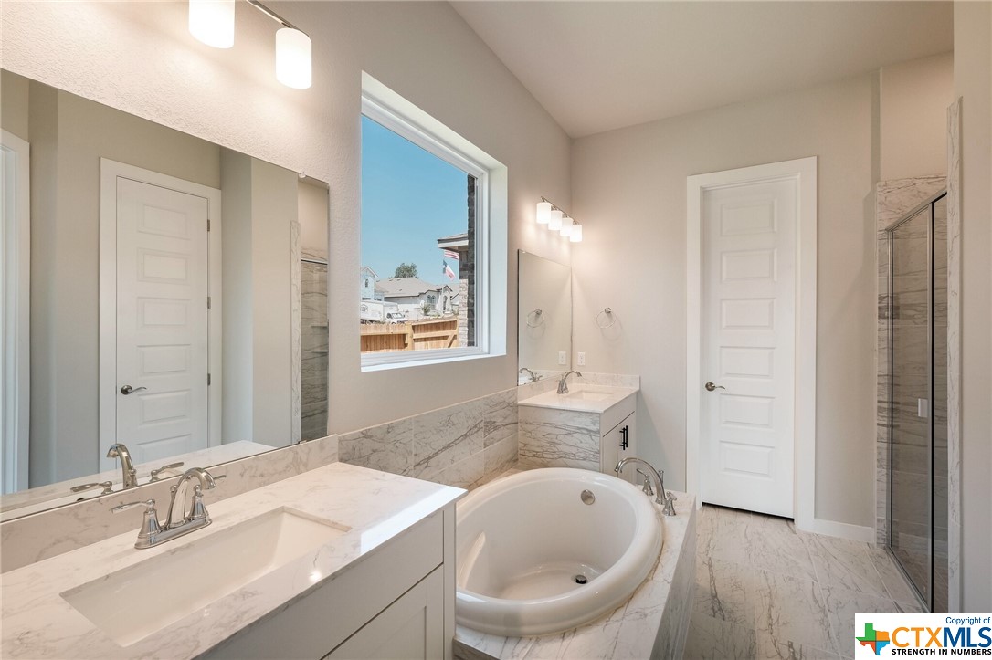2247 Sur Avenue Property Photo 16