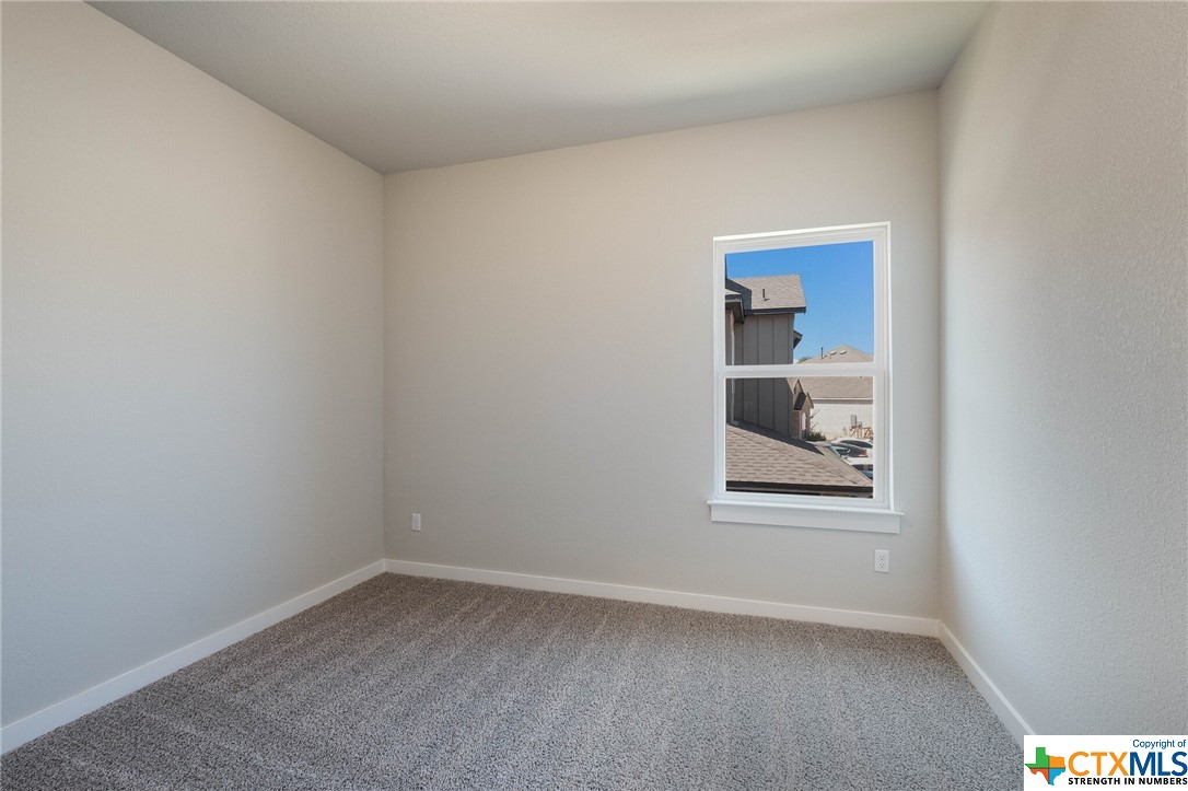 2247 Sur Avenue Property Photo 24