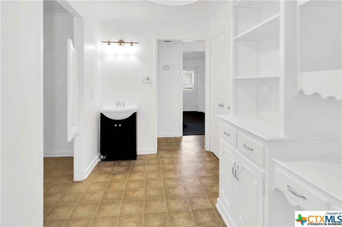 349 W Pearl Street Property Photo 10