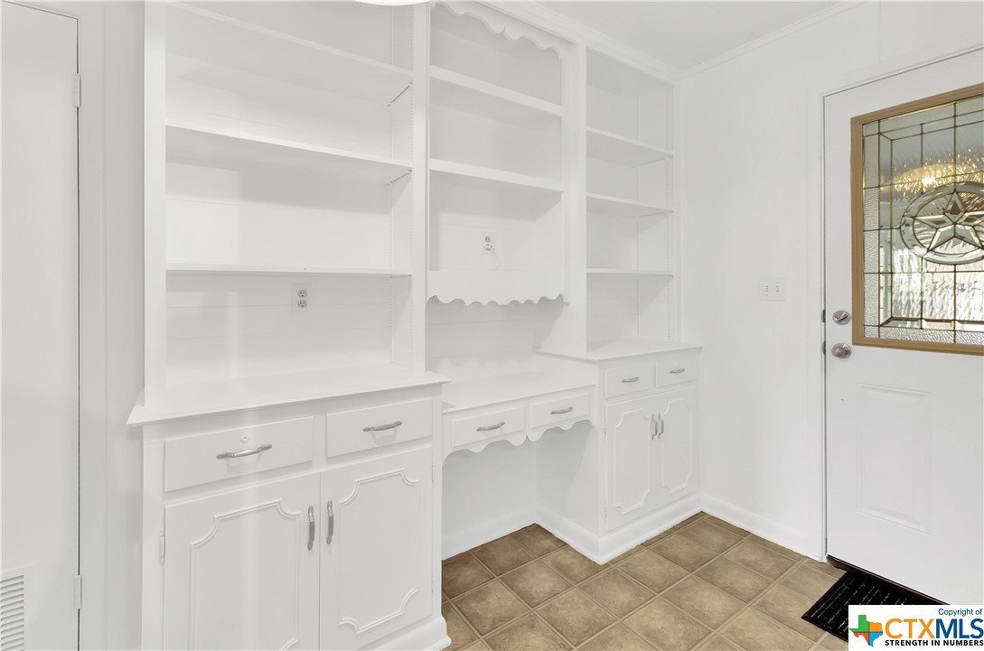 349 W Pearl Street Property Photo 11