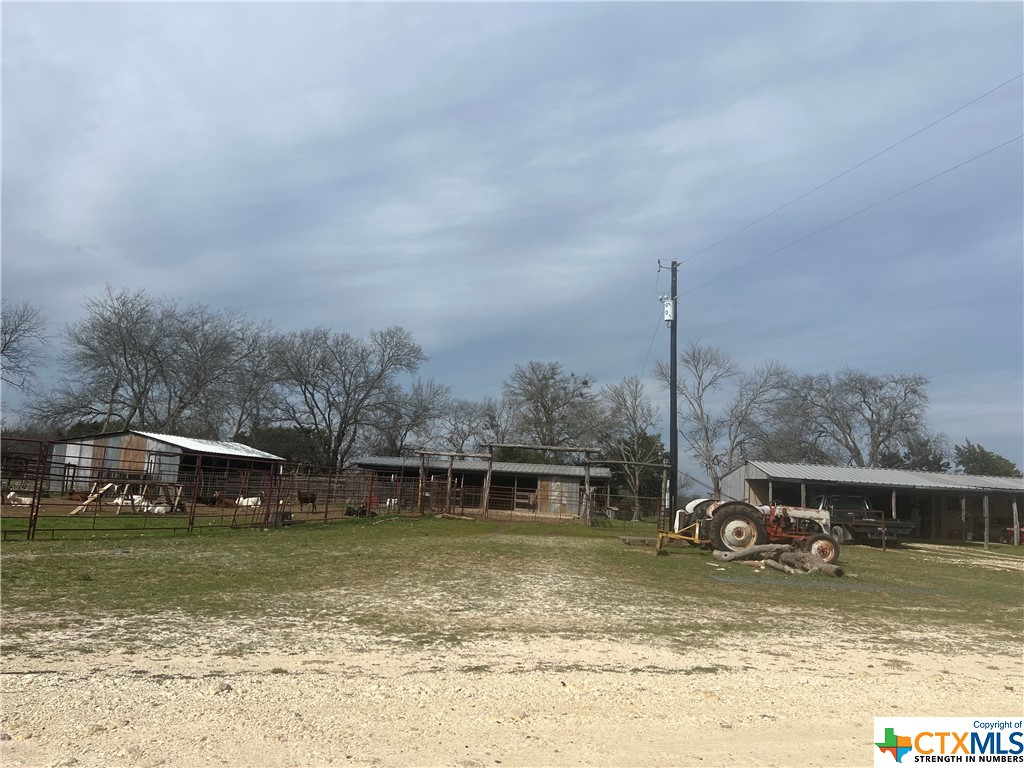 1035 County Road 274 Property Photo 22
