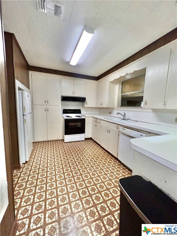 1111 N Saint Joseph Street Property Photo 15