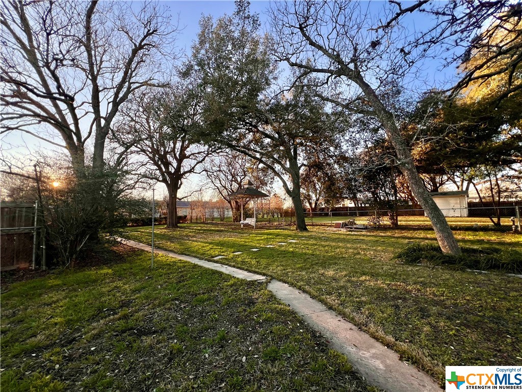 1111 N Saint Joseph Street Property Photo 21