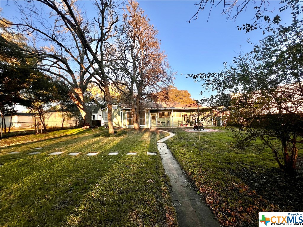 1111 N Saint Joseph Street Property Photo 23
