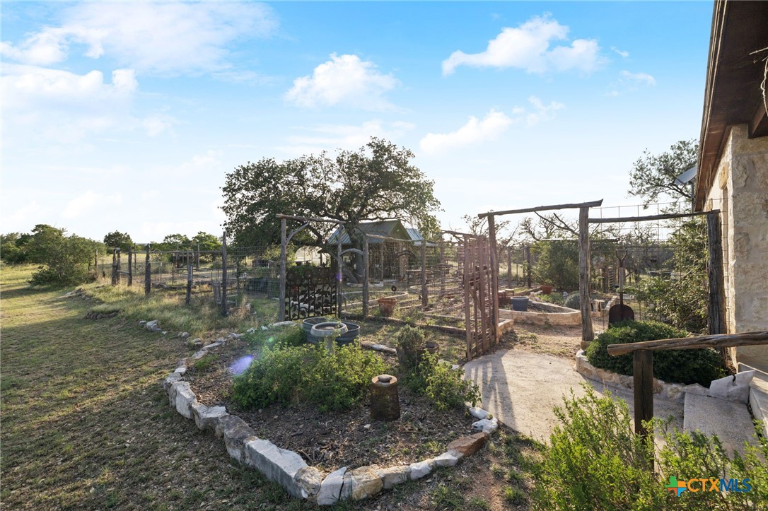 1900 Granite Springs Dr. Property Photo 10