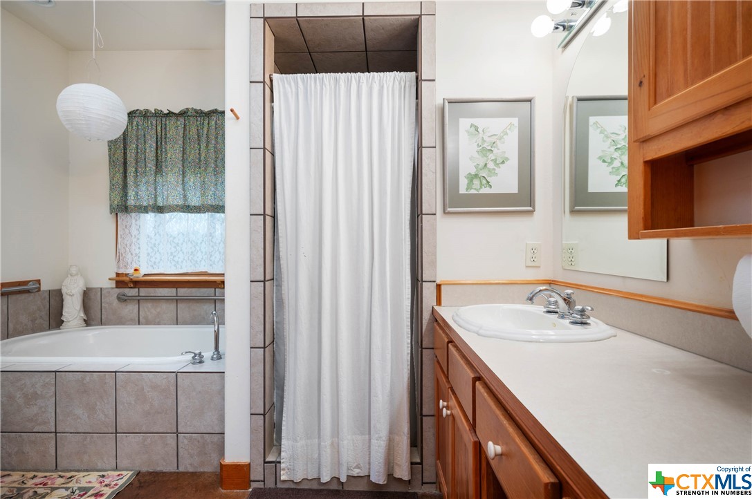 1900 Granite Springs Dr. Property Photo 33