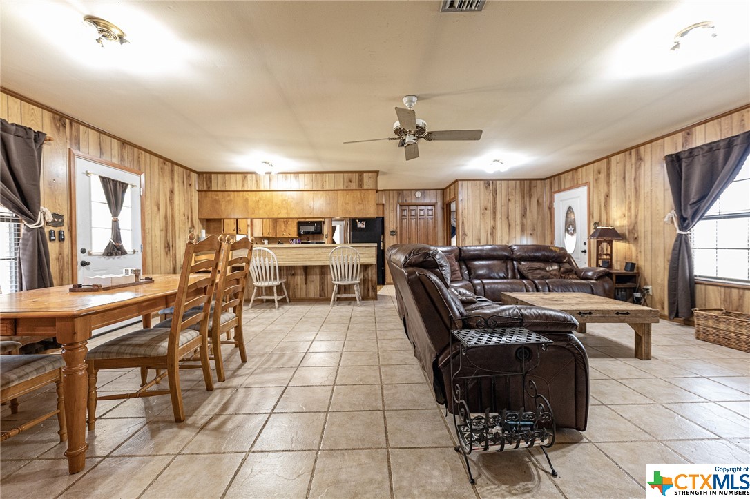 2978 Fm 1891 Property Photo 5