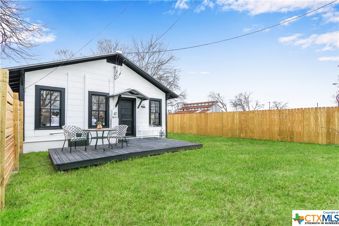 569 Wright Avenue Property Photo 24