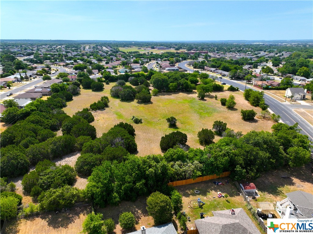 2505 Westcliff Road Property Photo 10