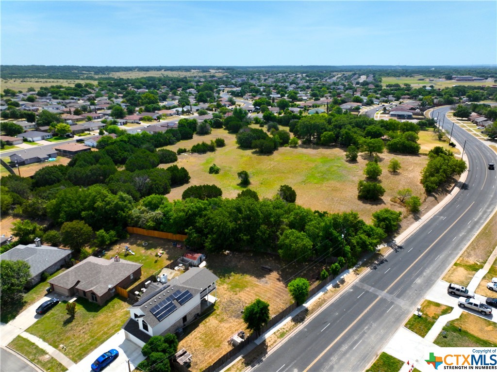 2505 Westcliff Road Property Photo 11