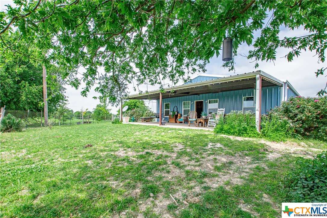 12525 E Us Highway 190 Property Photo 10