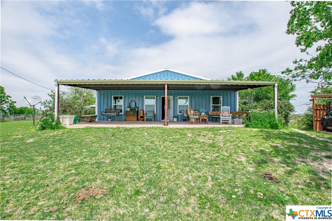 12525 E Us Highway 190 Property Photo 13