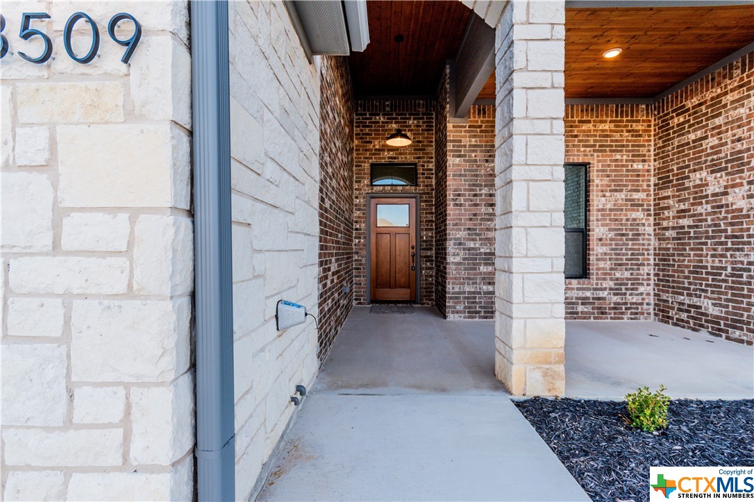 8509 James Herring's Way Property Photo 4
