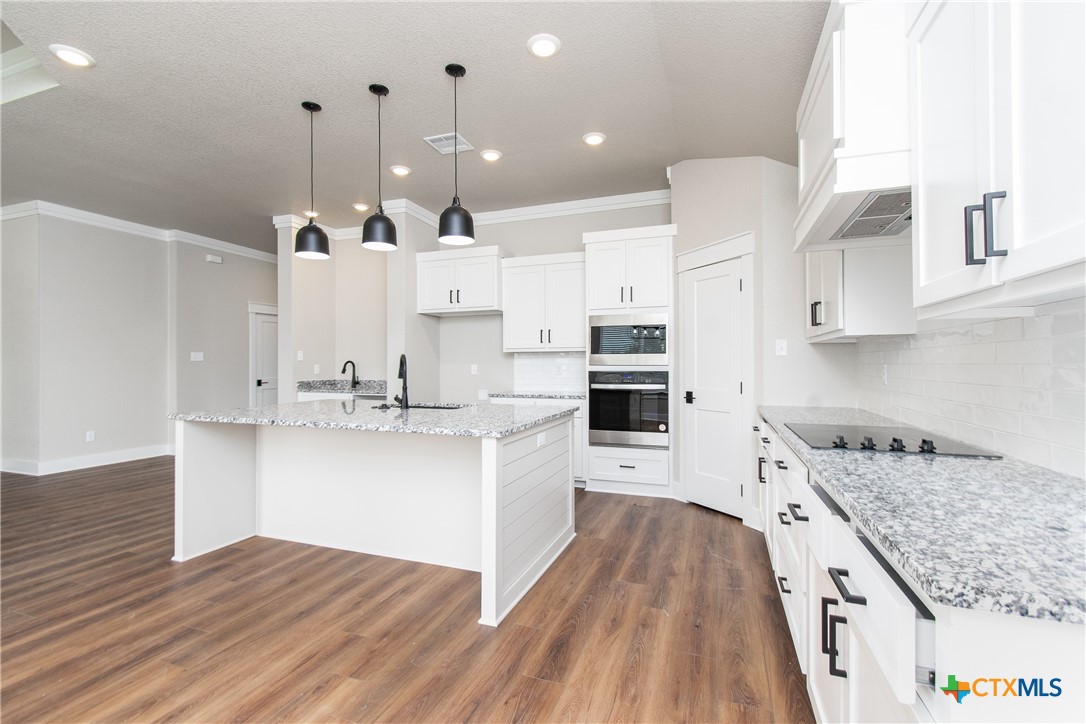 3004 Atascosa Property Photo 5