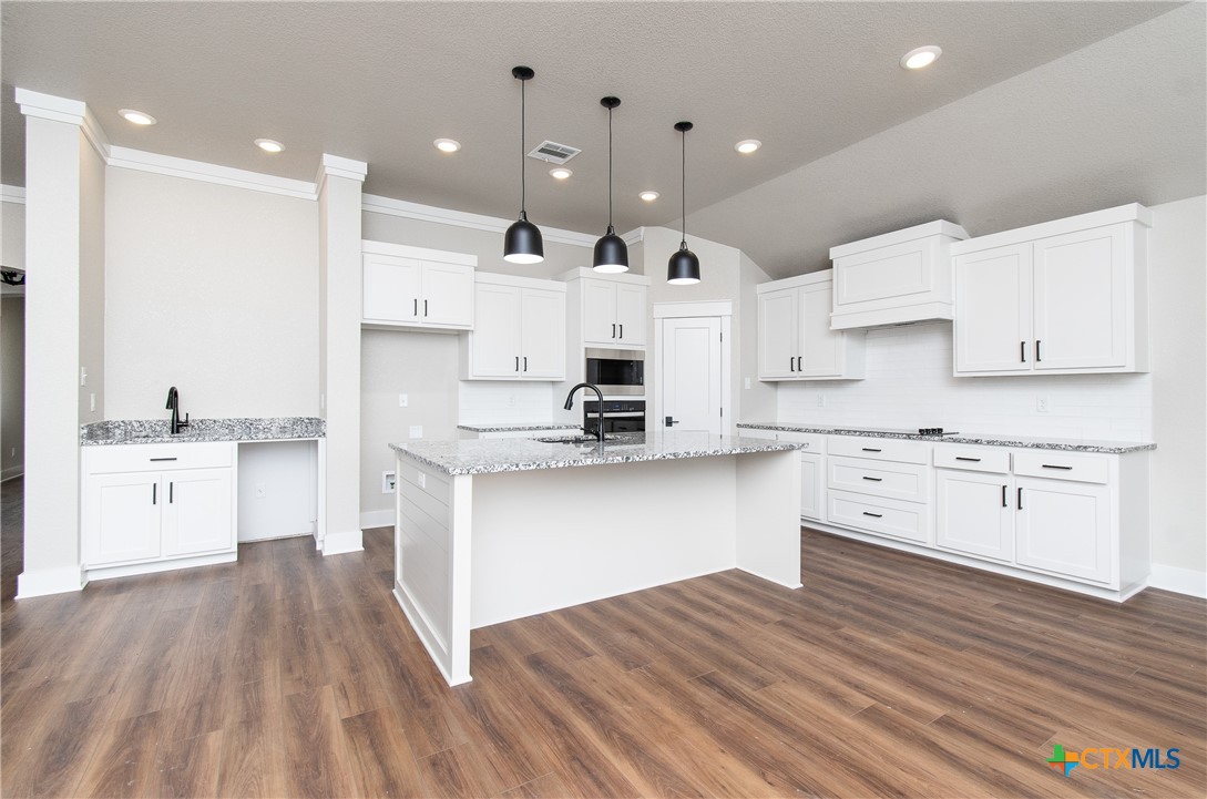 3004 Atascosa Property Photo 6