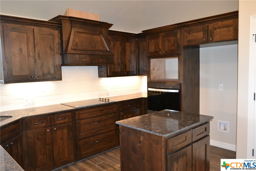 306 Martin Drive Property Photo 15