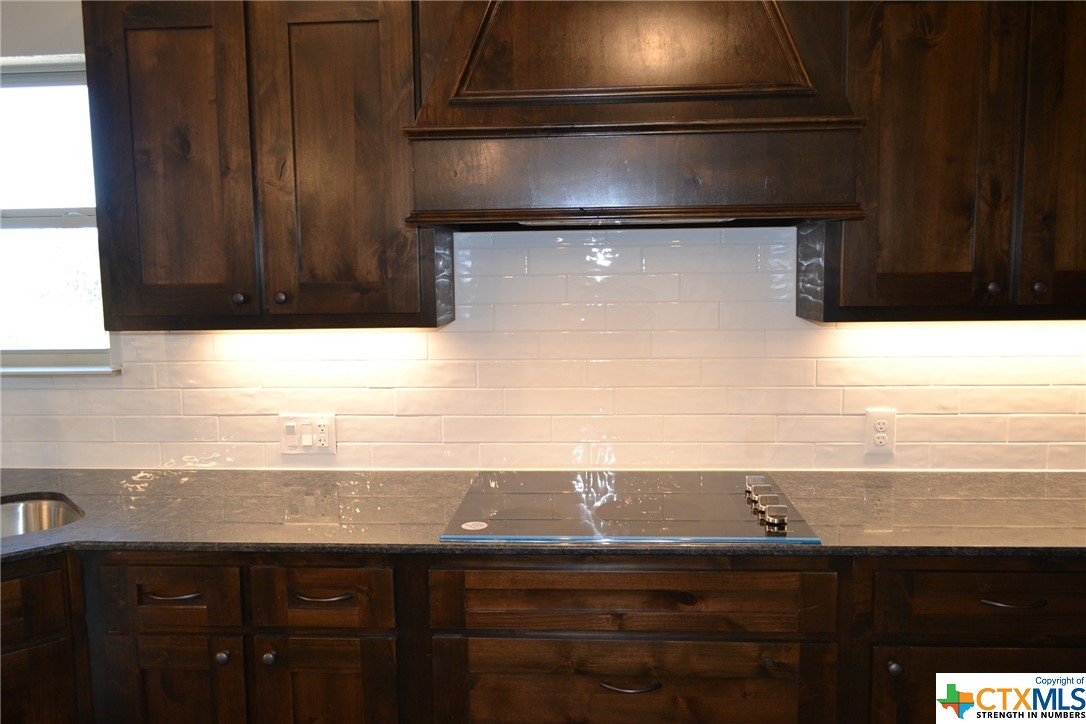 306 Martin Drive Property Photo 17