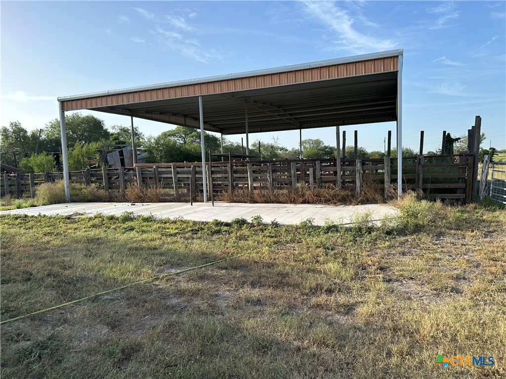 1850 County Rd 153 Property Photo 6