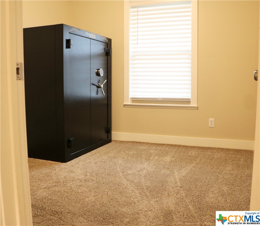 459 Honeycomb Property Photo 12