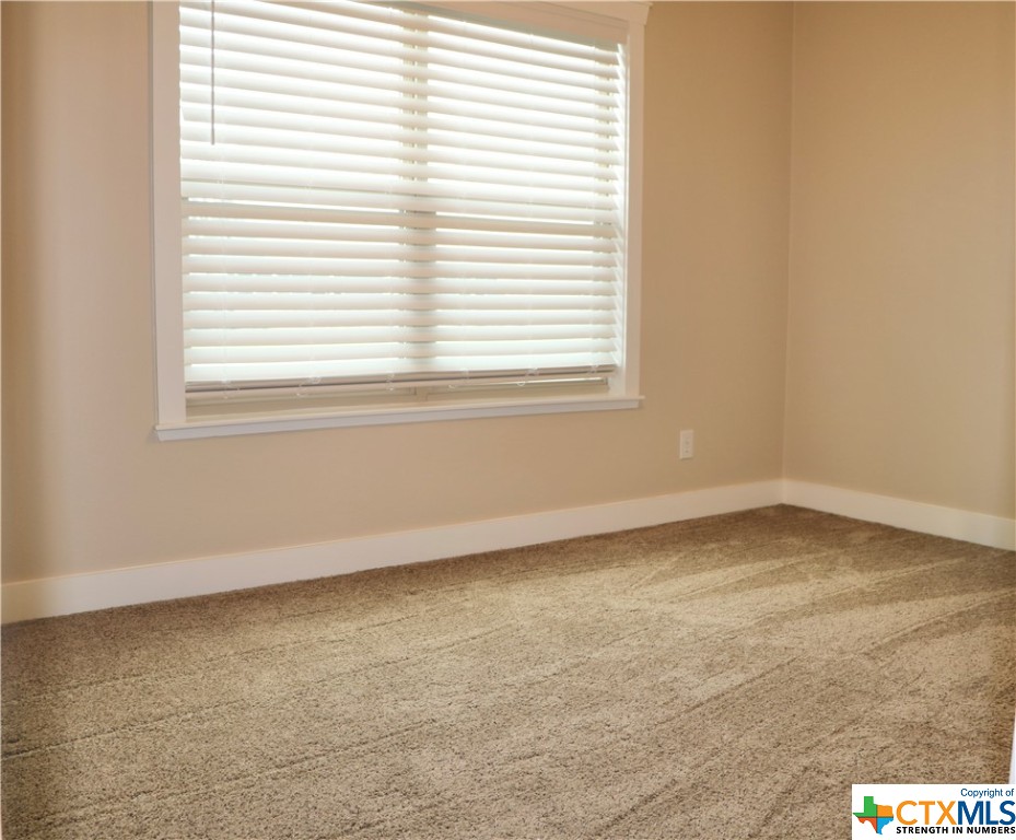 459 Honeycomb Property Photo 14