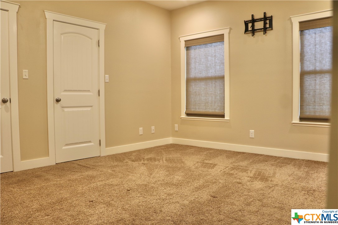 459 Honeycomb Property Photo 15
