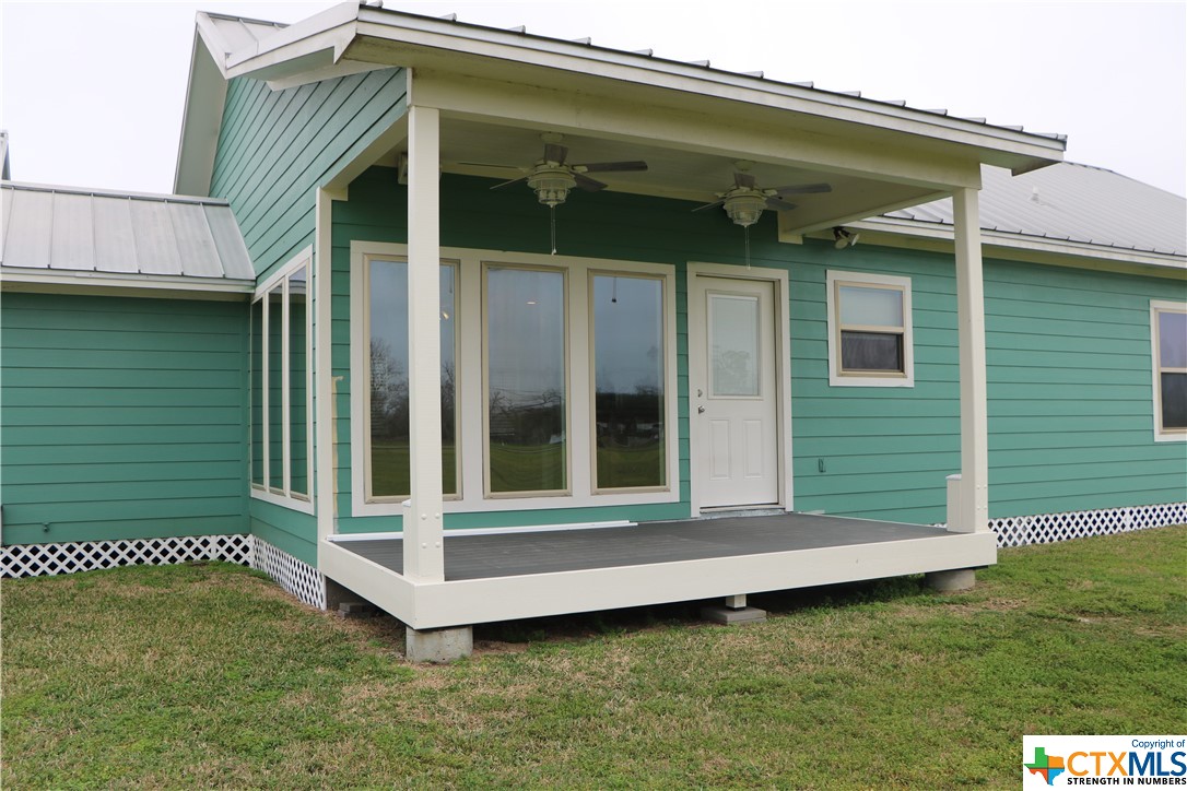 459 Honeycomb Property Photo 19
