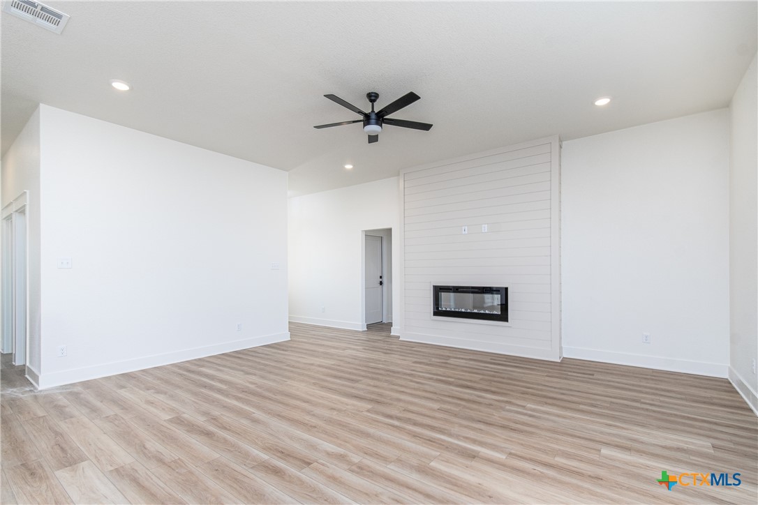 2915 Atascosa Property Photo 8