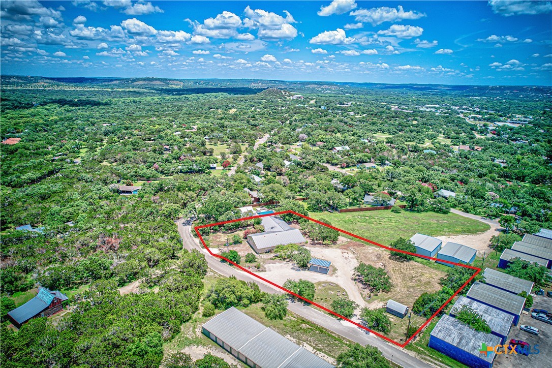45 La Buena Property Photo 3