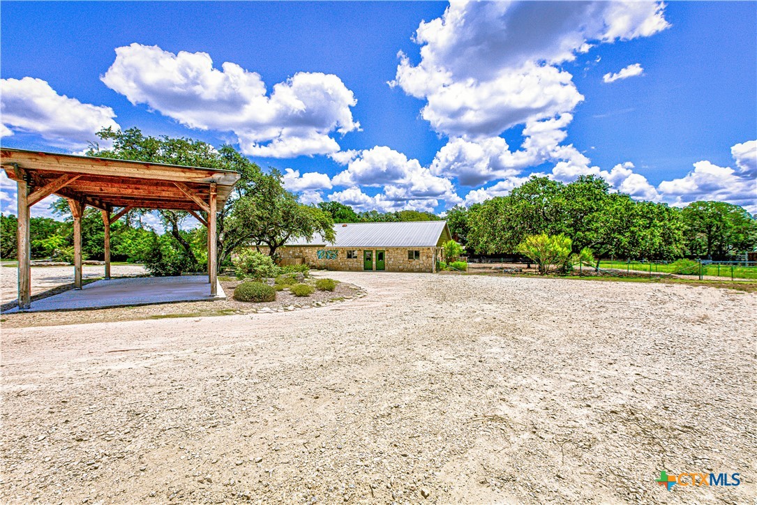 45 La Buena Property Photo 8