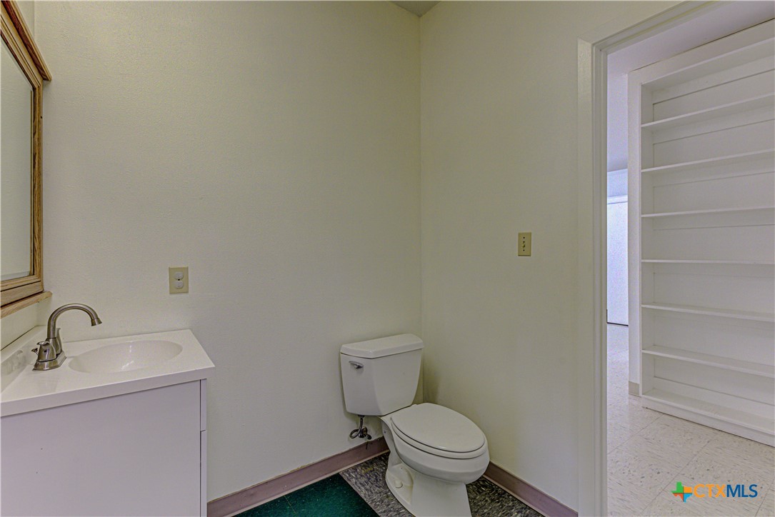 45 La Buena Property Photo 22