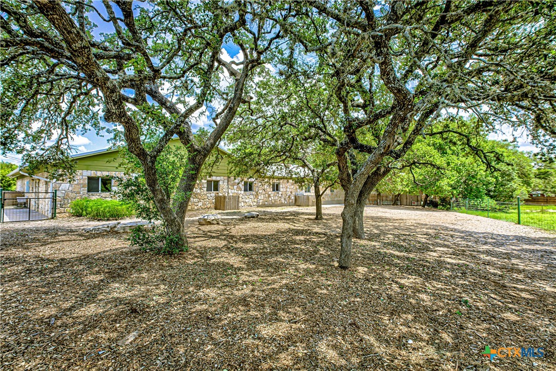 45 La Buena Property Photo 30