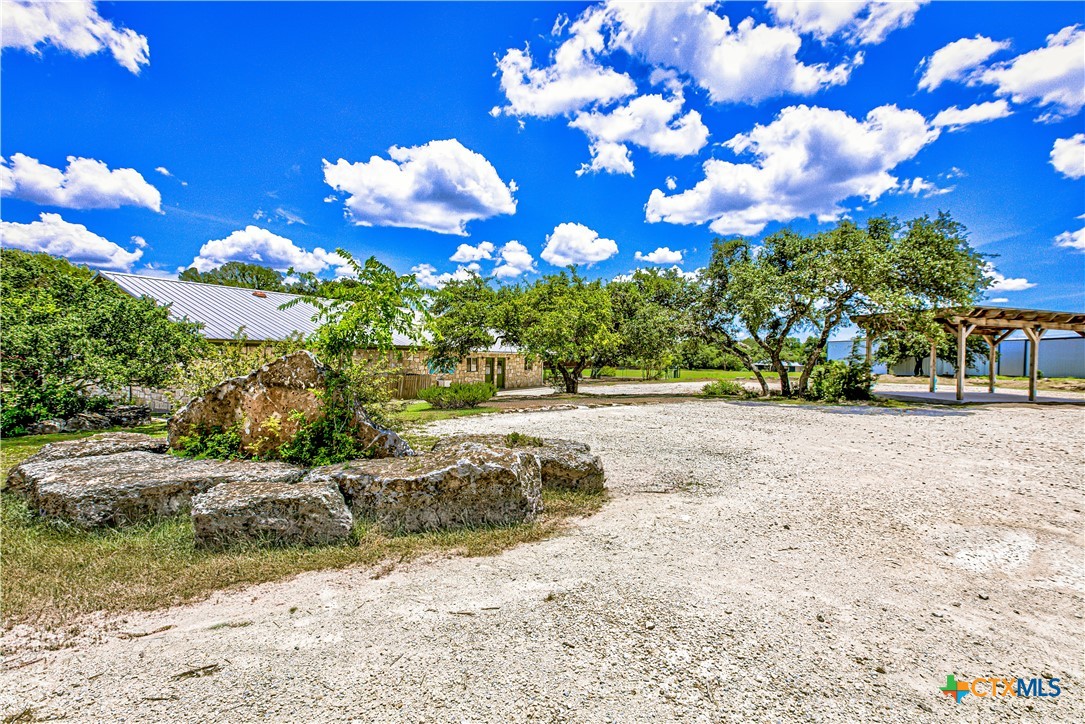 45 La Buena Property Photo 32