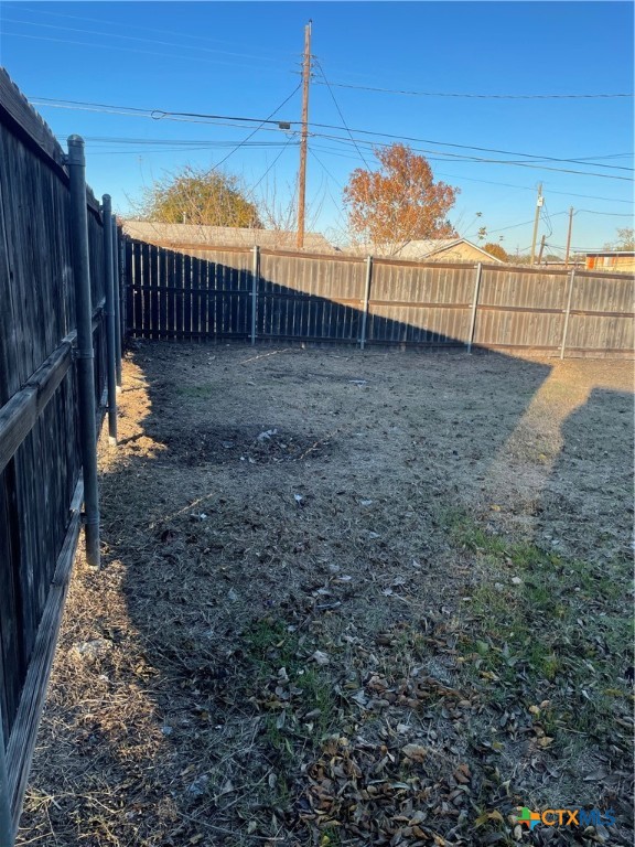 1612 N Park Street Property Photo 4