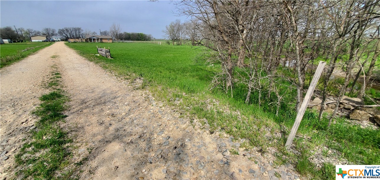 18854 Hwy 53 Property Photo 3