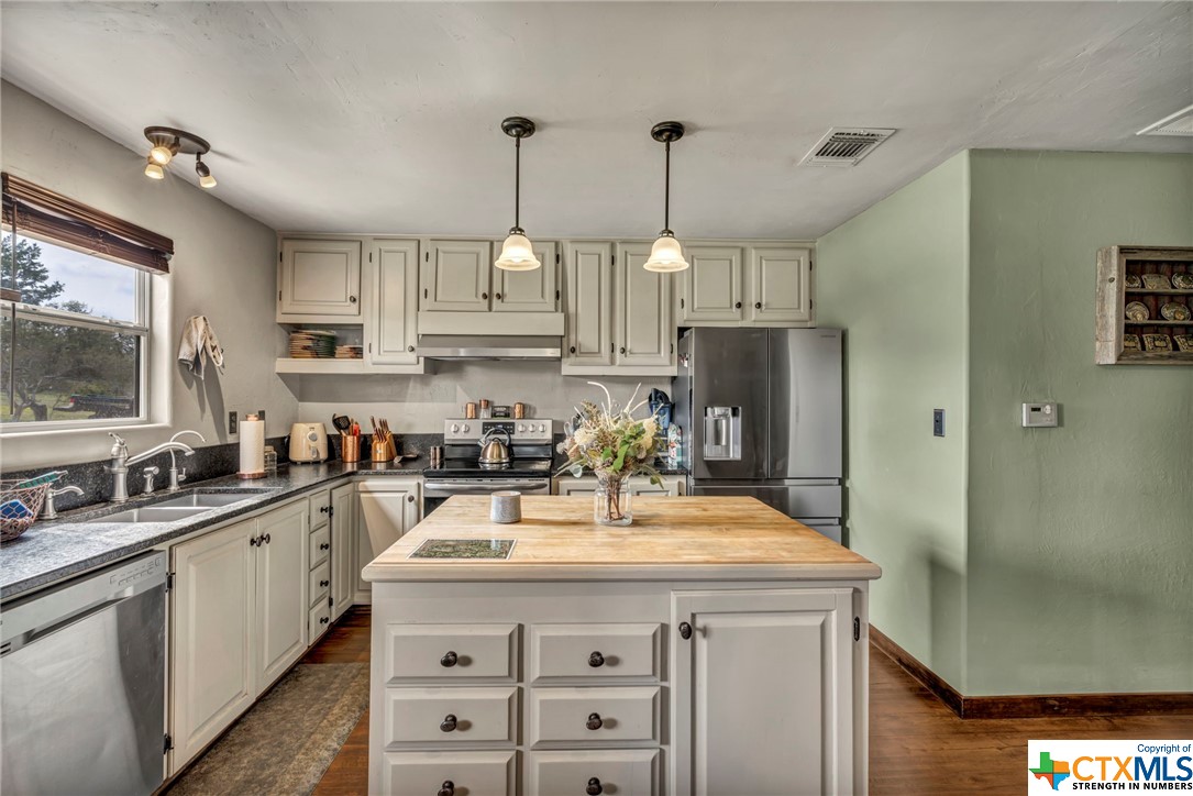 1619 Althaus Road Property Photo 30