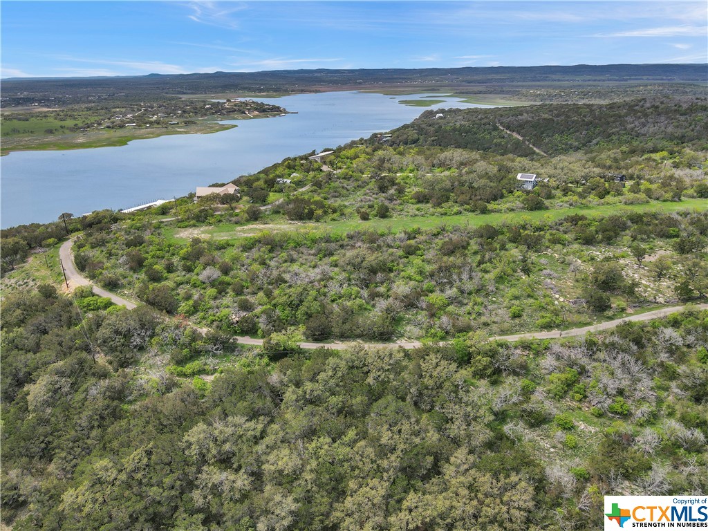 628 Ed Low Drive Property Photo 3