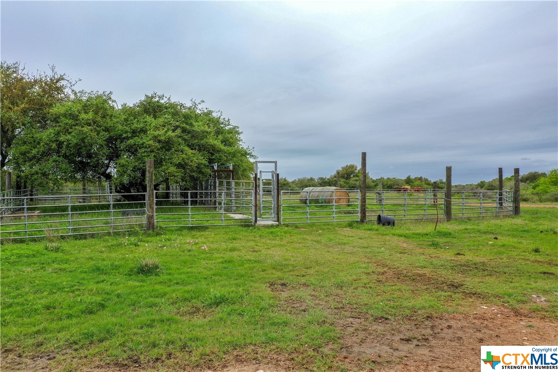 460 Fm 2040 Property Photo 20