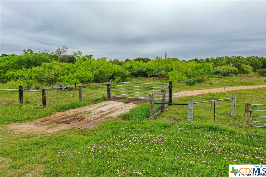 460 Fm 2040 Property Photo 22