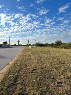 5.11 Acres Justice / Huey Drive Property Photo 2