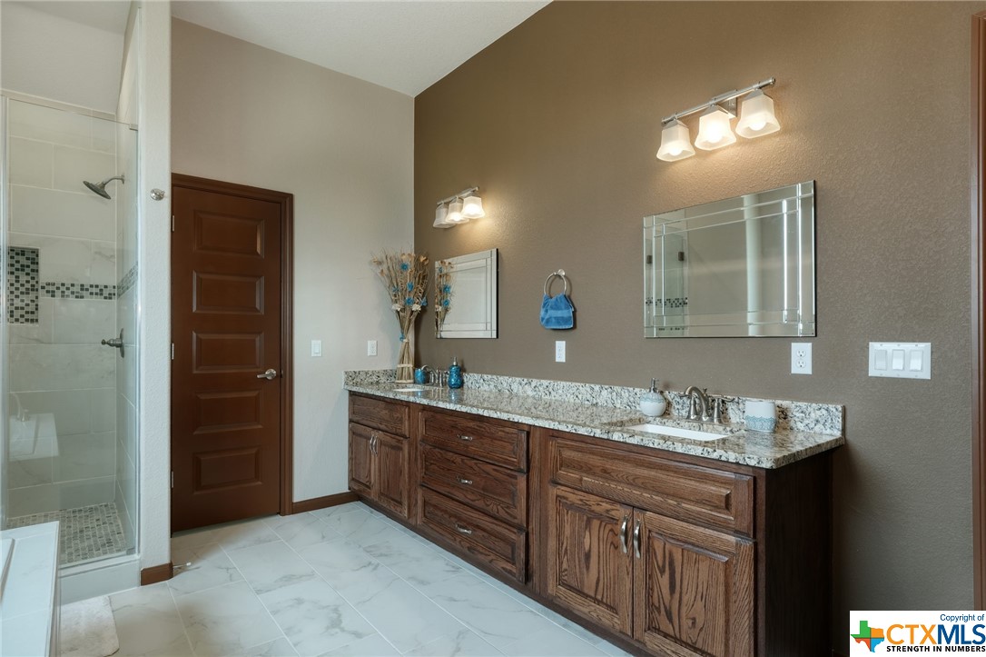 573 County Road 487 Property Photo 16