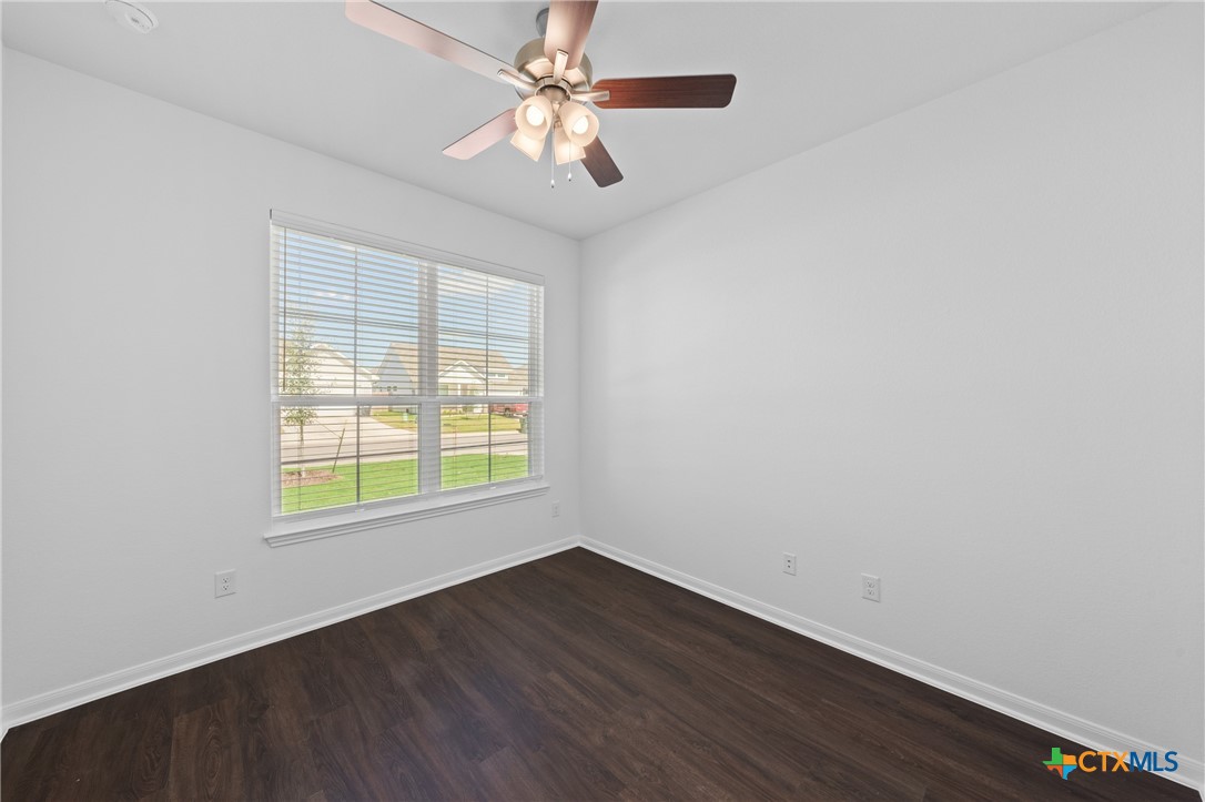 619 Killam Drive Property Photo 4
