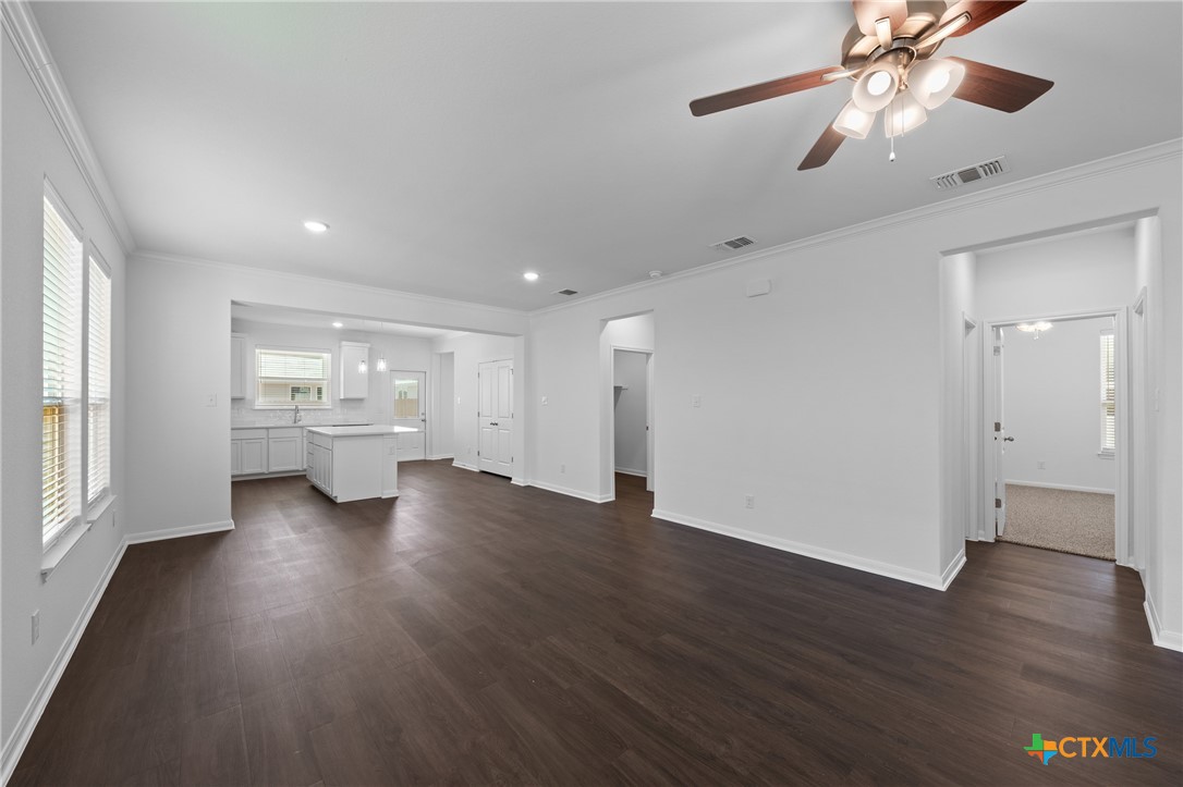 619 Killam Drive Property Photo 9