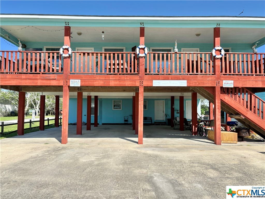 512 W Adams Street Property Photo 1