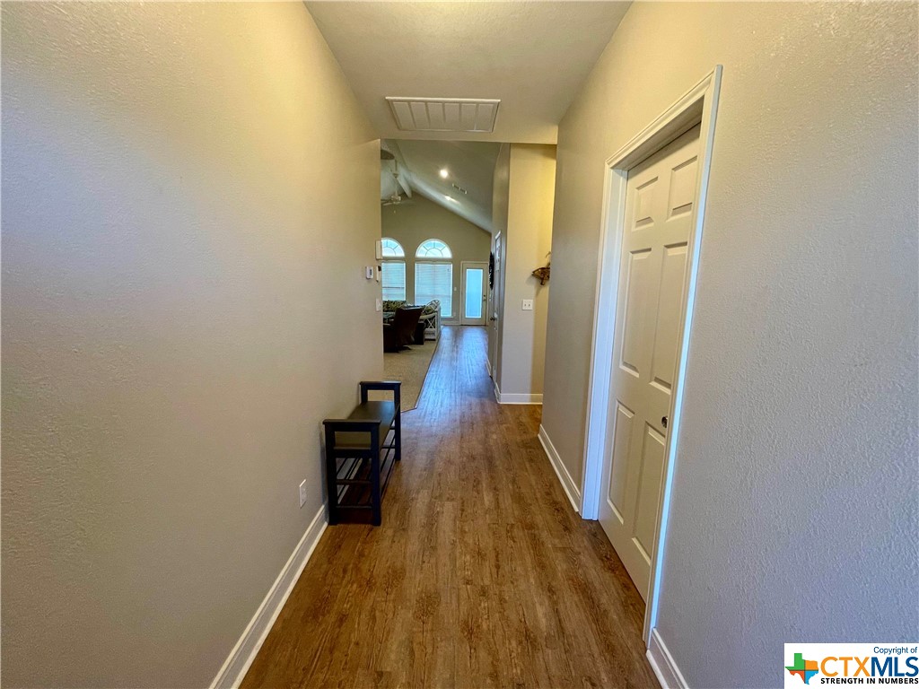 54 Pelican Street Property Photo 9