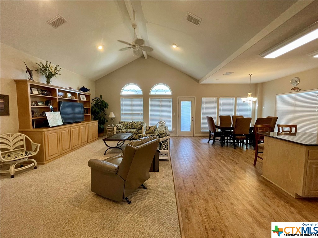 54 Pelican Street Property Photo 15