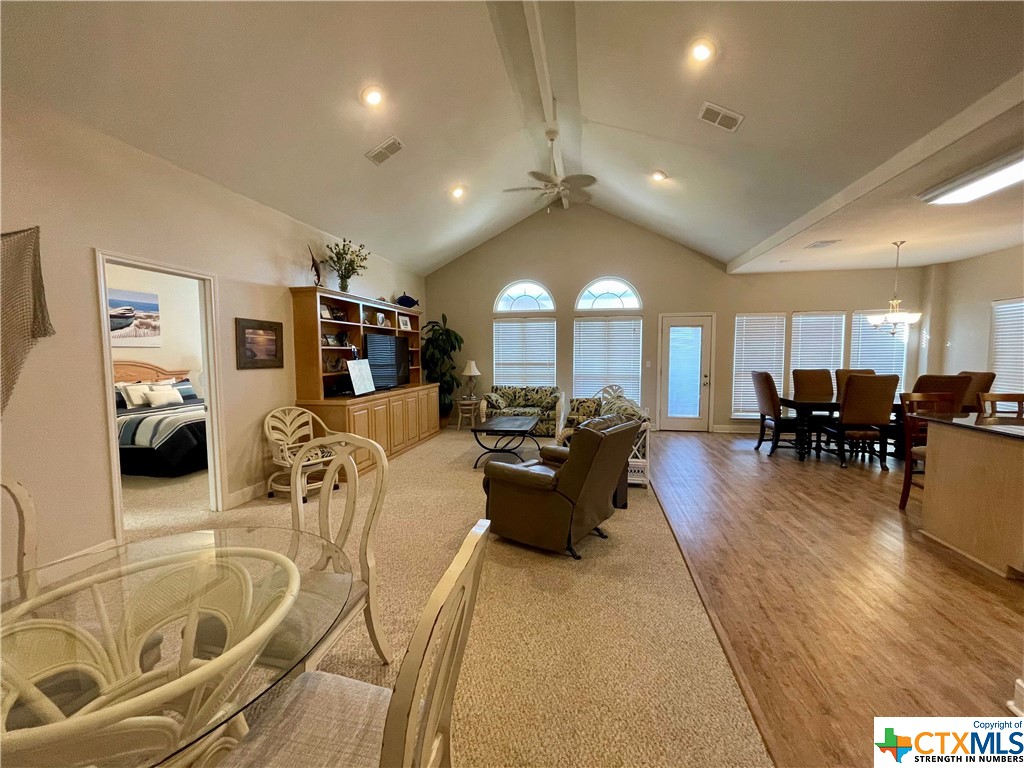 54 Pelican Street Property Photo 16
