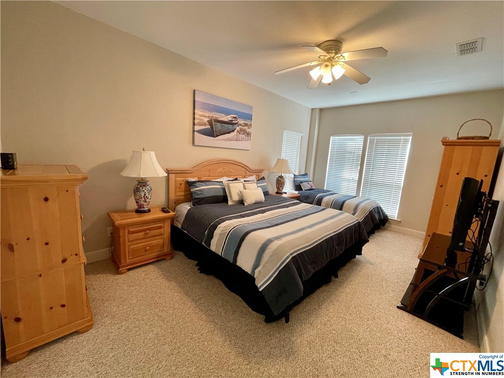 54 Pelican Street Property Photo 18