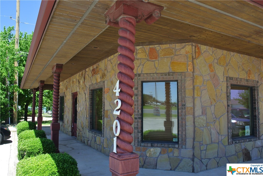 4201 W Stan Schlueter Loop E Property Photo 2